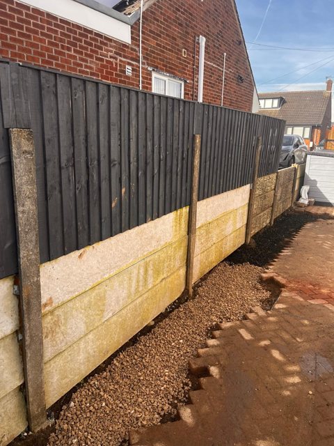 Timber boundary fencing