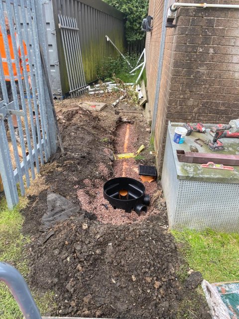 Drainage installation
