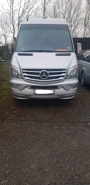 Minibus bodywork